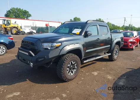 2017 Toyota Tacoma Trd Off Road из США, поврежденный, VIN 3TMCZ5ANXHM099610